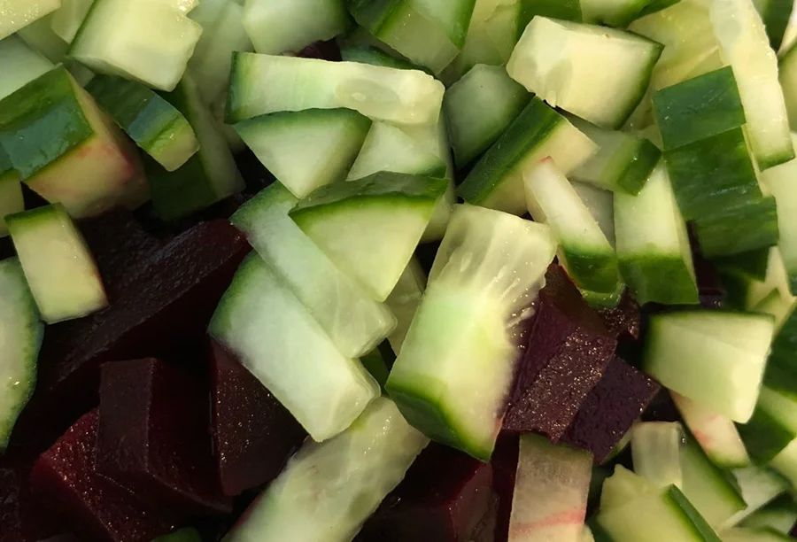For the tropical days: refreshing red beet salad with watermelon Bild 10 - KLAUWE BBQ