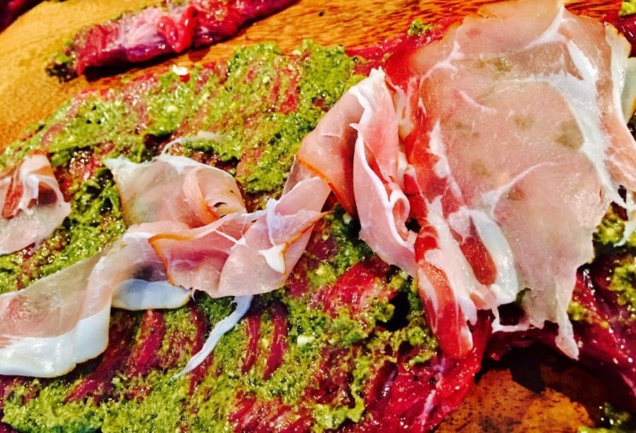 Christmas Dinner? Impress Your Family with a Bavette Roll! Bild 4 - KLAUWE BBQ