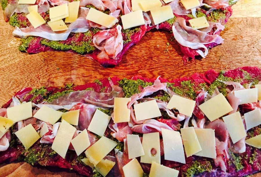 Christmas Dinner? Impress Your Family with a Bavette Roll! Bild 6 - KLAUWE BBQ