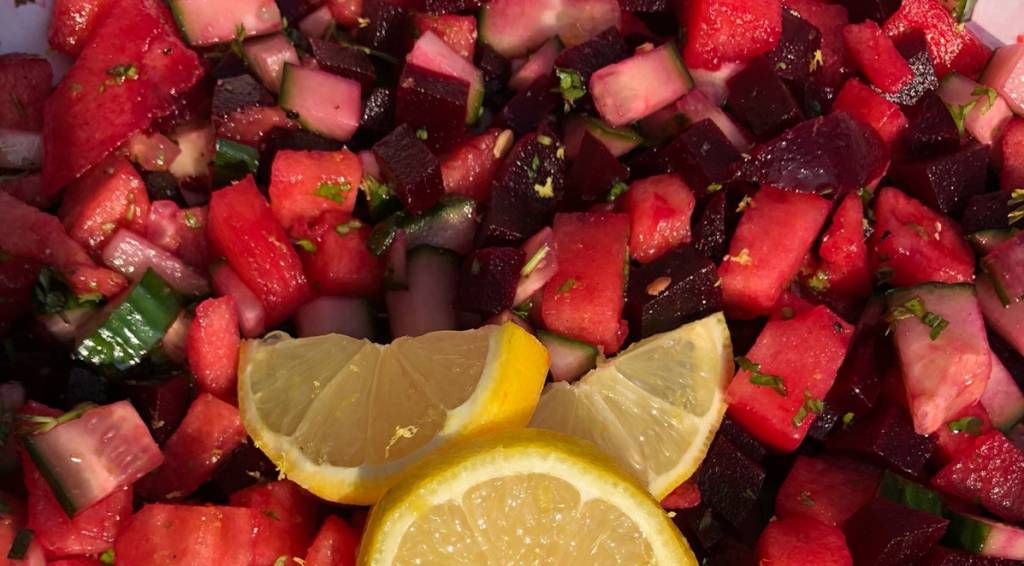 For the tropical days: refreshing red beet salad with watermelon Bild 2 - KLAUWE BBQ